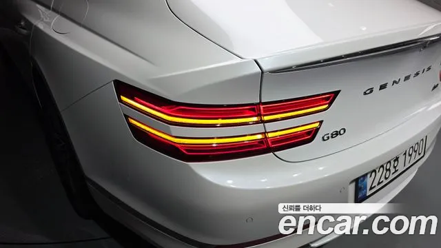 Genesis G80 Бензин 2.5 турбо AWD — Фото автомобиля 16