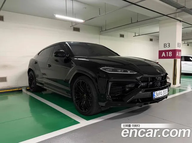 Lamborghini Urus — Фото автомобиля 2