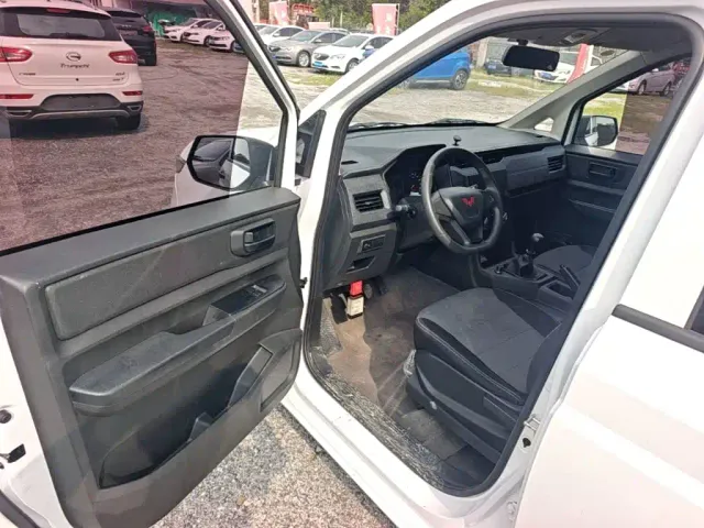 Wuling Hongguang Plus — Фото автомобиля 15