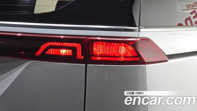 Kia Canival Carnival 4 поколение Бензин 9 мест Noblesse — Фото автомобиля 23