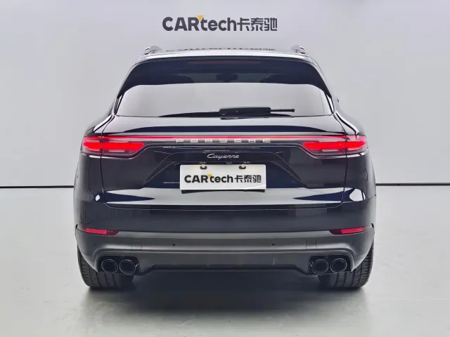 Porsche Cayenne — Фото автомобиля 5