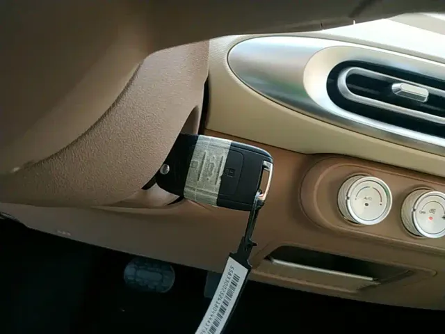 Wuling Hongguang Mini EV — Фото автомобиля 8