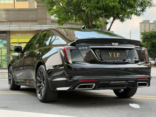 Cadillac CT5 — Фото автомобиля 7