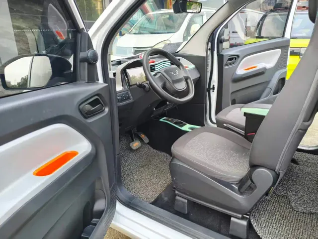 Wuling Hongguang Mini EV — Фото автомобиля 7