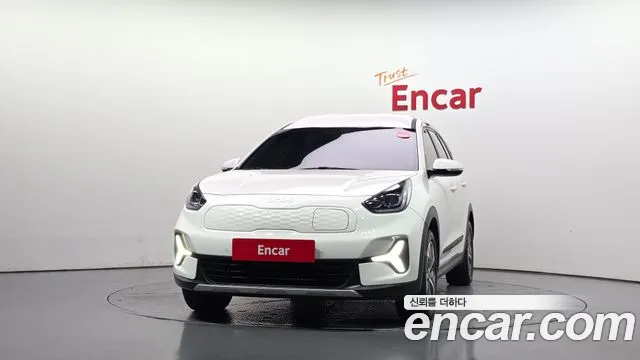 Kia Niro — Фото автомобиля 3