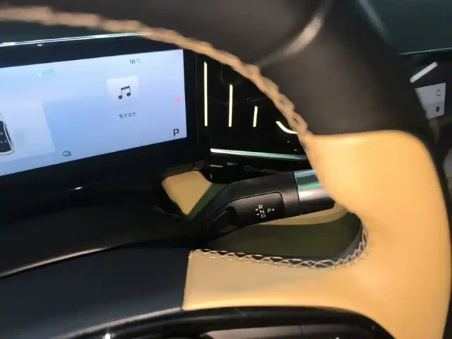 Geely Galaxy L6 — Фото автомобиля 13