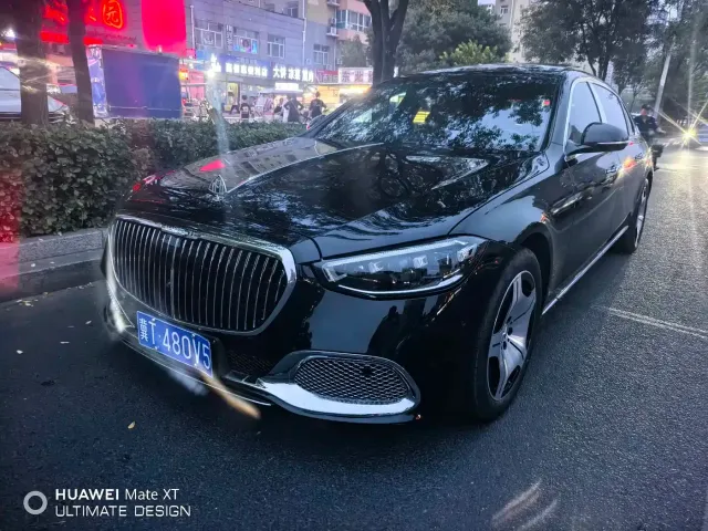 Фотография автомобиля — Mercedes-Benz Maybach S-Class