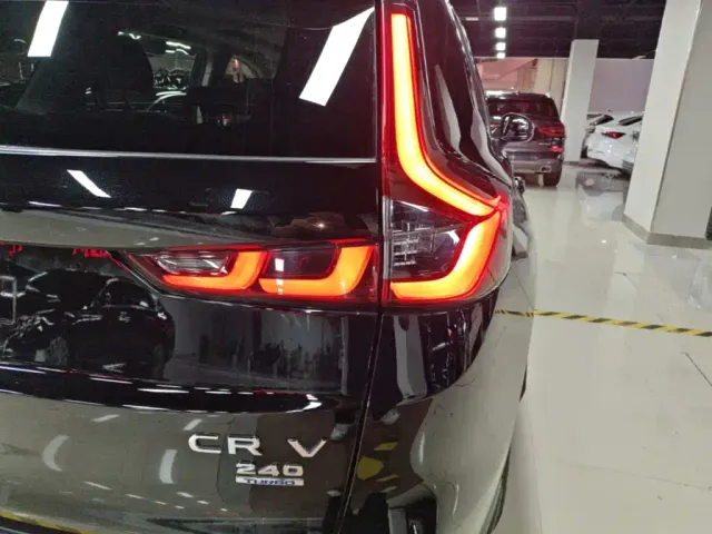Honda CR-V — Фото автомобиля 7