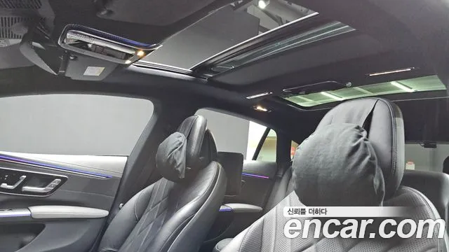 Mercedes-Benz EQS — Фото автомобиля 14