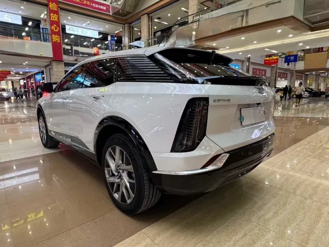 Cadillac Optiq — Фото автомобиля 5