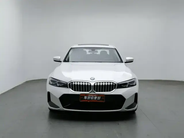 BMW 3 Series — Фото автомобиля 3
