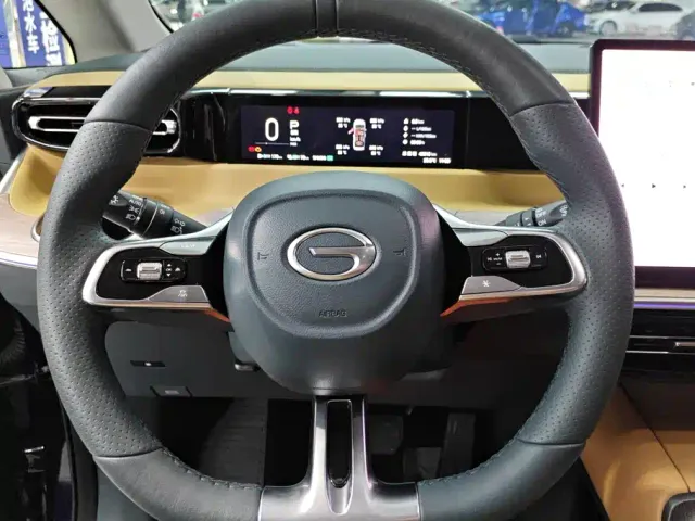 GAC Trumpchi E8 — Фото автомобиля 15