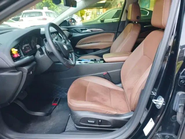 Buick Regal — Фото автомобиля 14