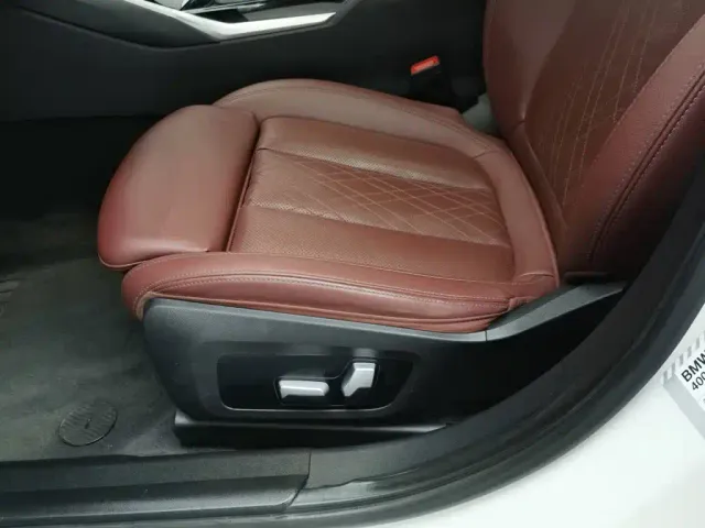 BMW 3 Series — Фото автомобиля 20