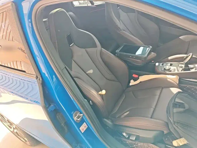 BMW X2 — Фото автомобиля 24