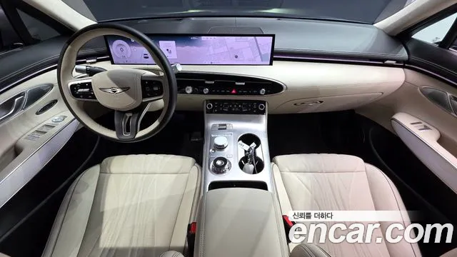Genesis GV70 — Фото автомобиля 10