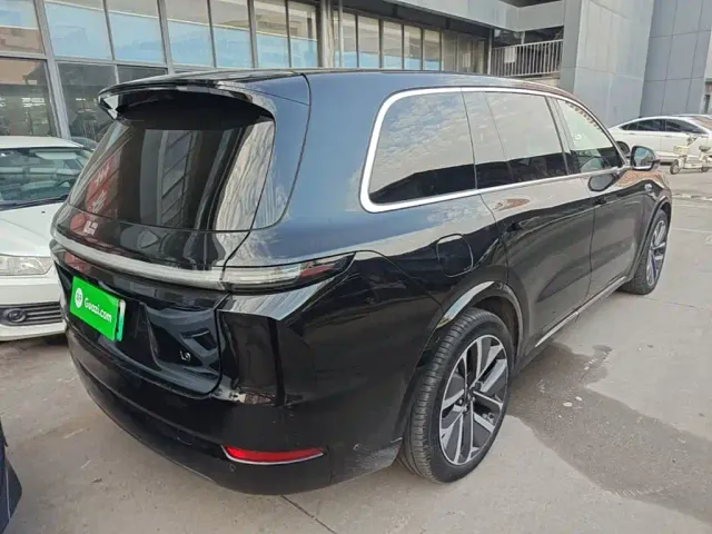 Li Auto L9 — Фото автомобиля 6