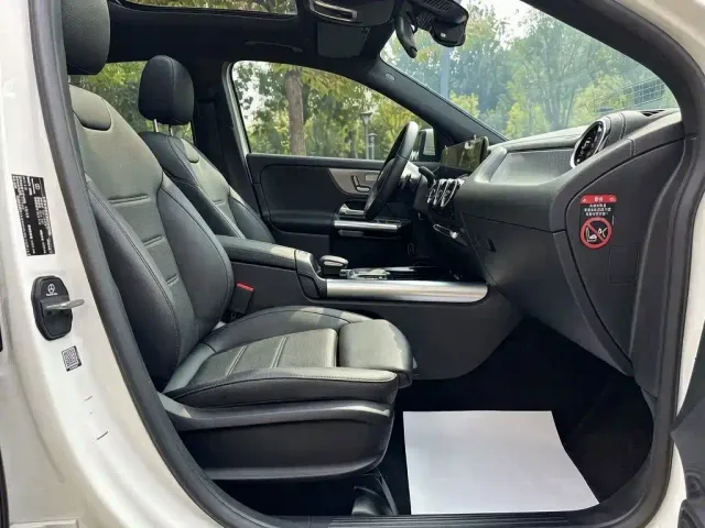 Mercedes-Benz GLA-Class — Фото автомобиля 23