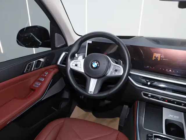 BMW X5 — Фото автомобиля 11