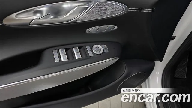 Genesis GV70 Electrified GV70 — Фото автомобиля 23