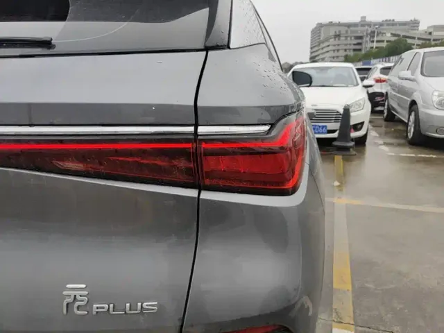 BYD Yuan PLUS — Фото автомобиля 7