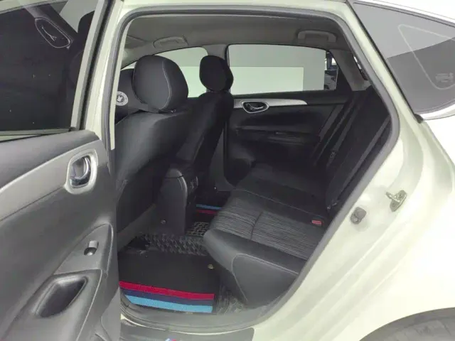 Nissan Sylphy — Фото автомобиля 11