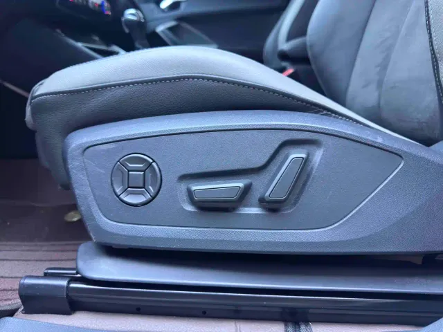 Audi Q3 — Фото автомобиля 16