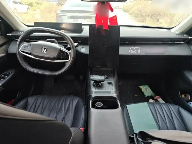 Changan Lamore — Фото автомобиля 5