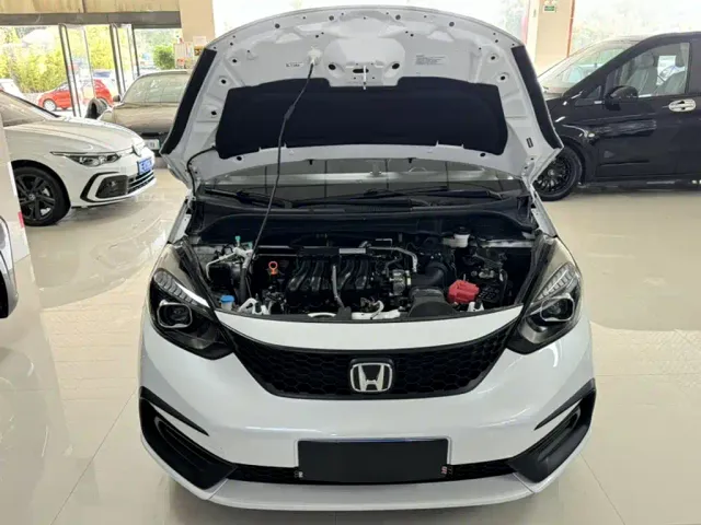 Honda Fit — Фото автомобиля 21
