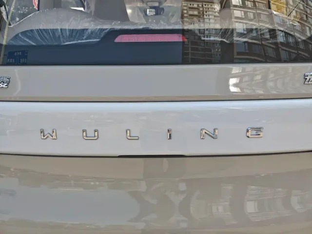 Wuling Hongguang Mini EV — Фото автомобиля 15