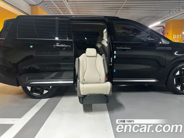Kia Canival Новый Carnival 4 поколение Бензин 9 мест Signature — Фото автомобиля 3