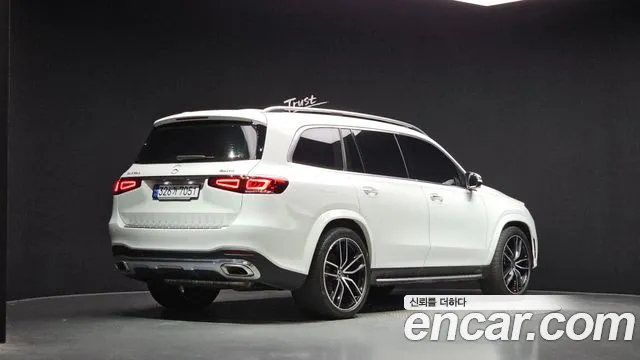 Mercedes-Benz GLS-Class — Фото автомобиля 2