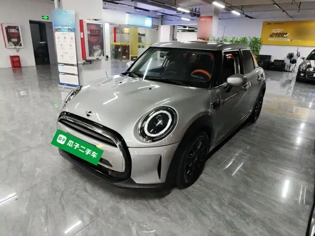 Фотография автомобиля — MINI Hatch
