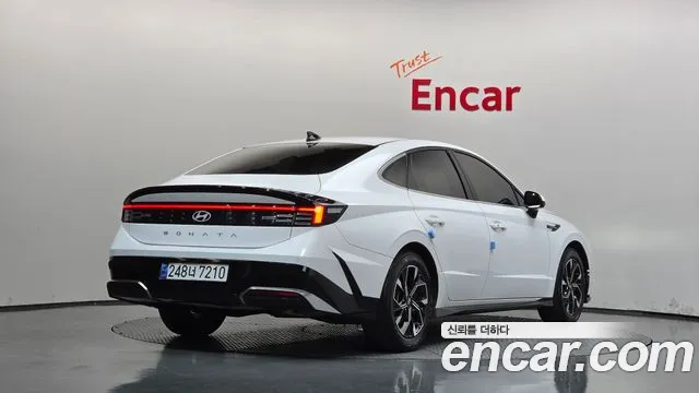 Hyundai Sonata — Фото автомобиля 2
