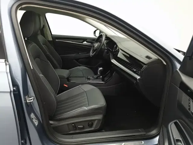 Volkswagen Passat — Фото автомобиля 23