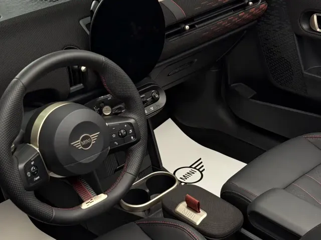 MINI John Cooper Works — Фото автомобиля 11