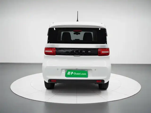Wuling Hongguang Mini EV — Фото автомобиля 5