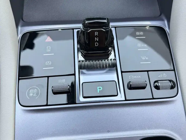 BYD Song PLUS — Фото автомобиля 15