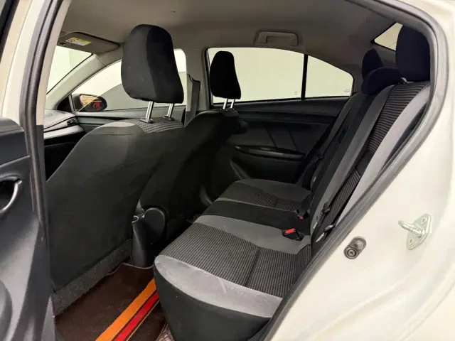 Toyota Vios — Фото автомобиля 7