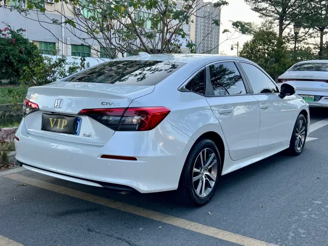 Honda Civic — Фото автомобиля 7