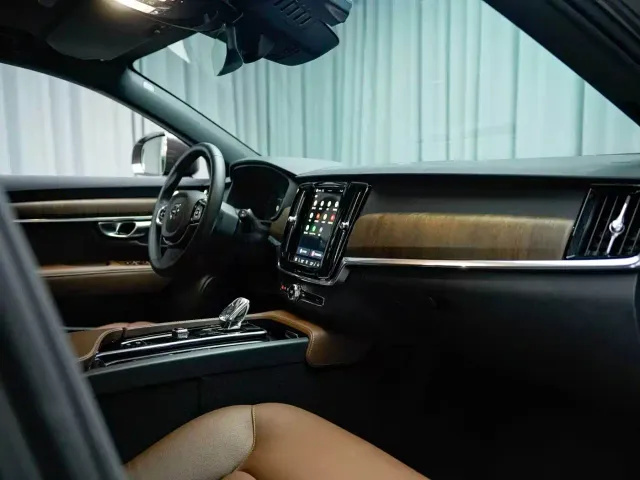 Volvo V90 — Фото автомобиля 16