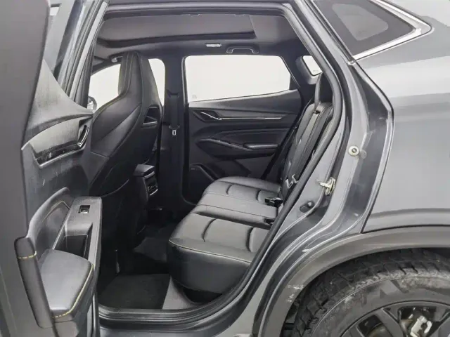 Changan X5 Plus — Фото автомобиля 15