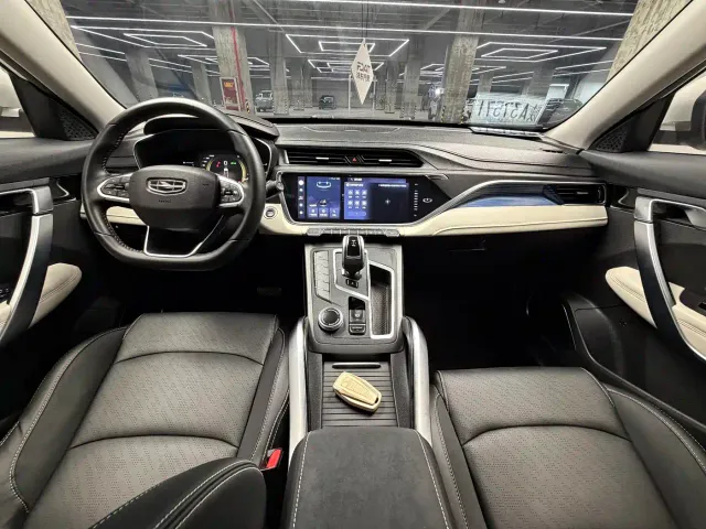 Geely Boyue — Фото автомобиля 18