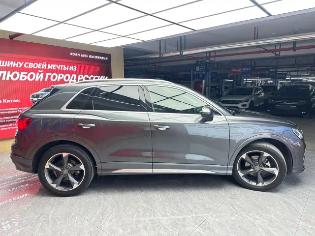 Audi Q3 — Фото автомобиля 4