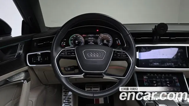 Audi A7 4K — Фото автомобиля 19
