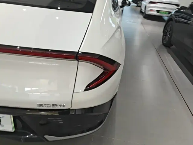 Wuling Starlight — Фото автомобиля 23