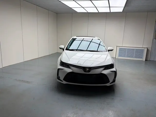 Toyota Corolla — Фото автомобиля 2