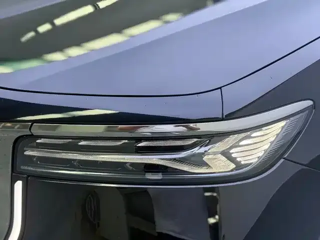 Hongqi H9 — Фото автомобиля 18