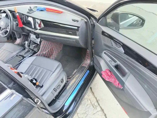 Volkswagen Passat — Фото автомобиля 13