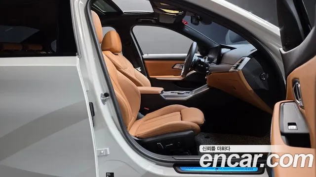 BMW 3-Series 3 серия (G20) 320i M Sport — Фото автомобиля 25